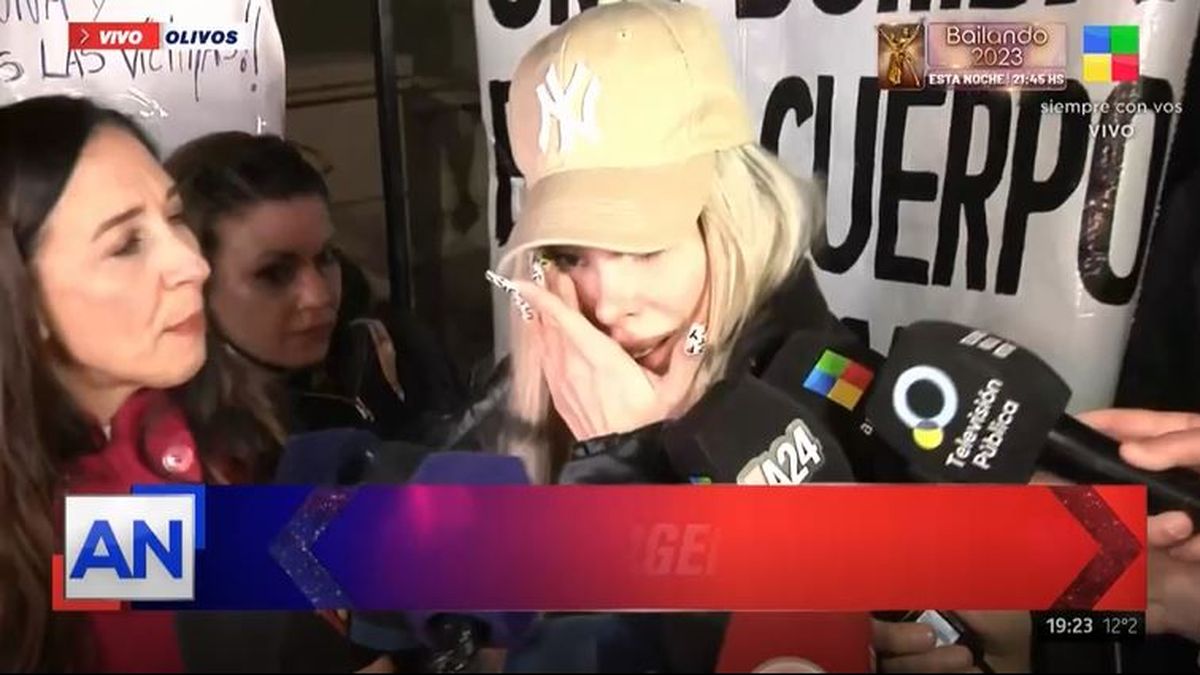 El llanto de Stefy Xipolitakis en la marcha contra Aníbal Lotocki