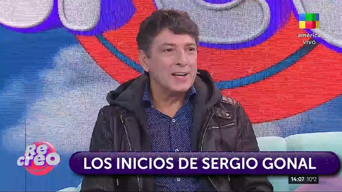 Sergio Gonal pasó por Recreo: Descubrí mi profesión contando chistes en un casamiento