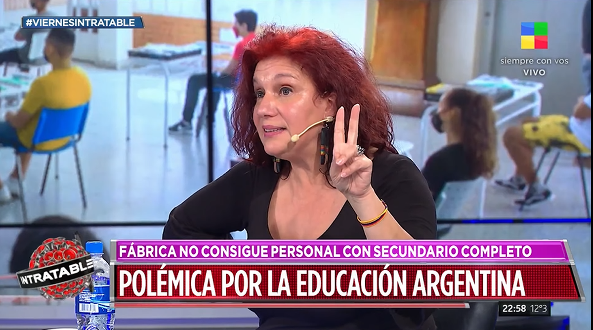 Laura González, especialista en educación: El origen del secundario es elitista